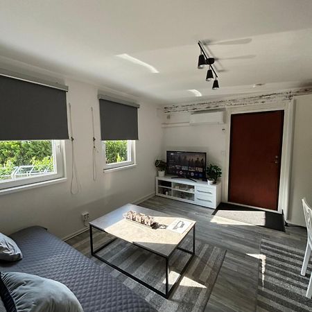 Videdal Apartment 2 Rooms - Own Entrance & Free Parking Malmö Exteriör bild